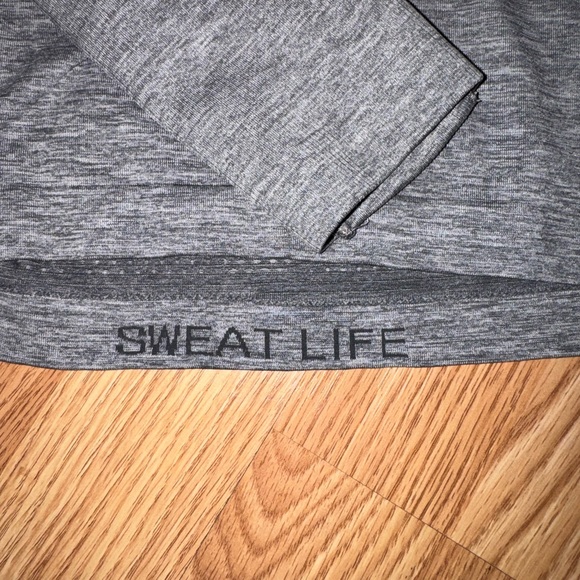 lululemon athletica Heather Gray Long Sleeve Top - Picture 4 of 5